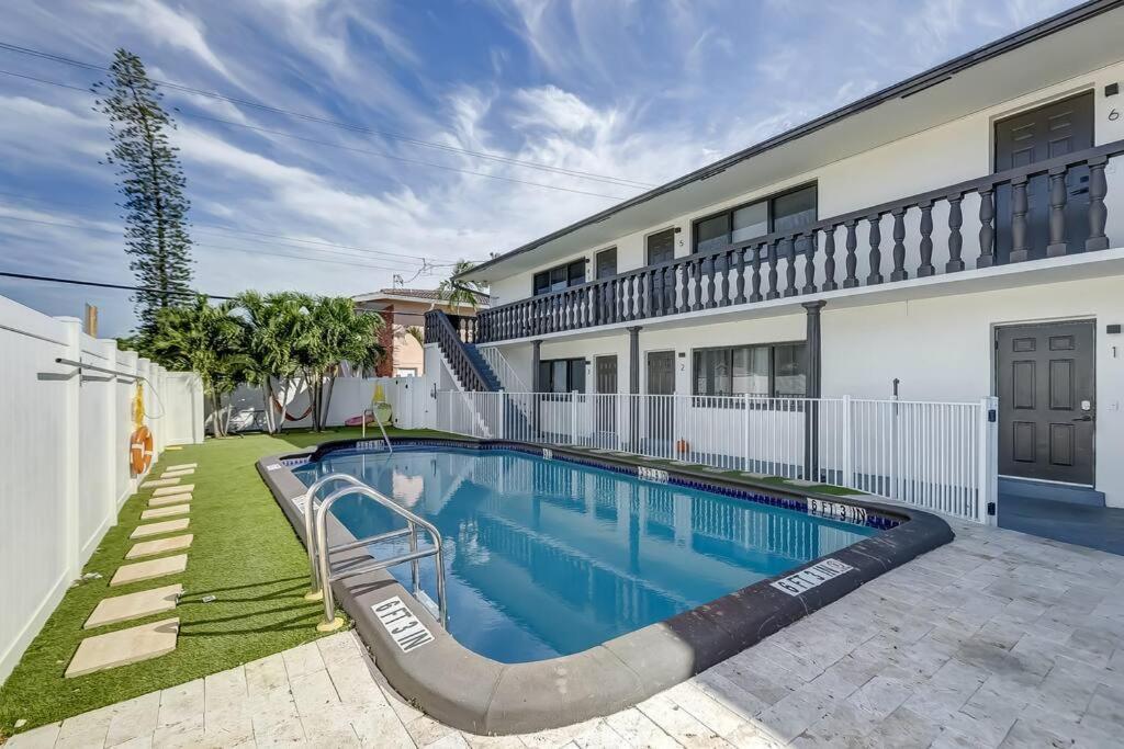 Chic Retreat: 2Br Apartment! Fort Lauderdale Esterno foto